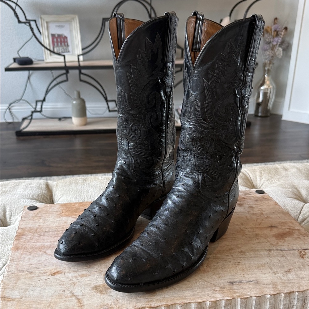 Lucchese Handmade Men’s 9 EE BLACK Full Quill Ostrich Leather Cowboy Boots